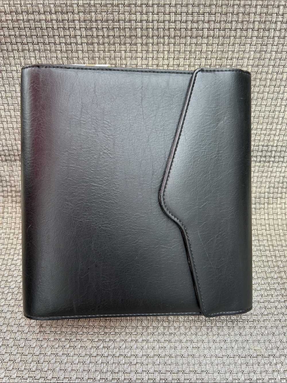 Dayrunner Executive Black Home Office Planner with Secure Flap- never used